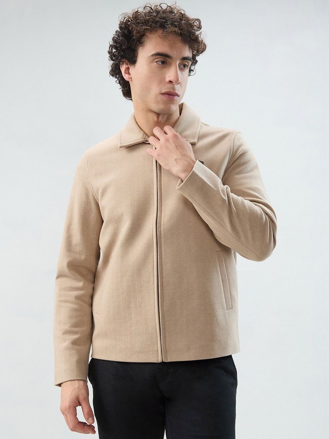 Raymond Spread Long Sleeve Jacket
