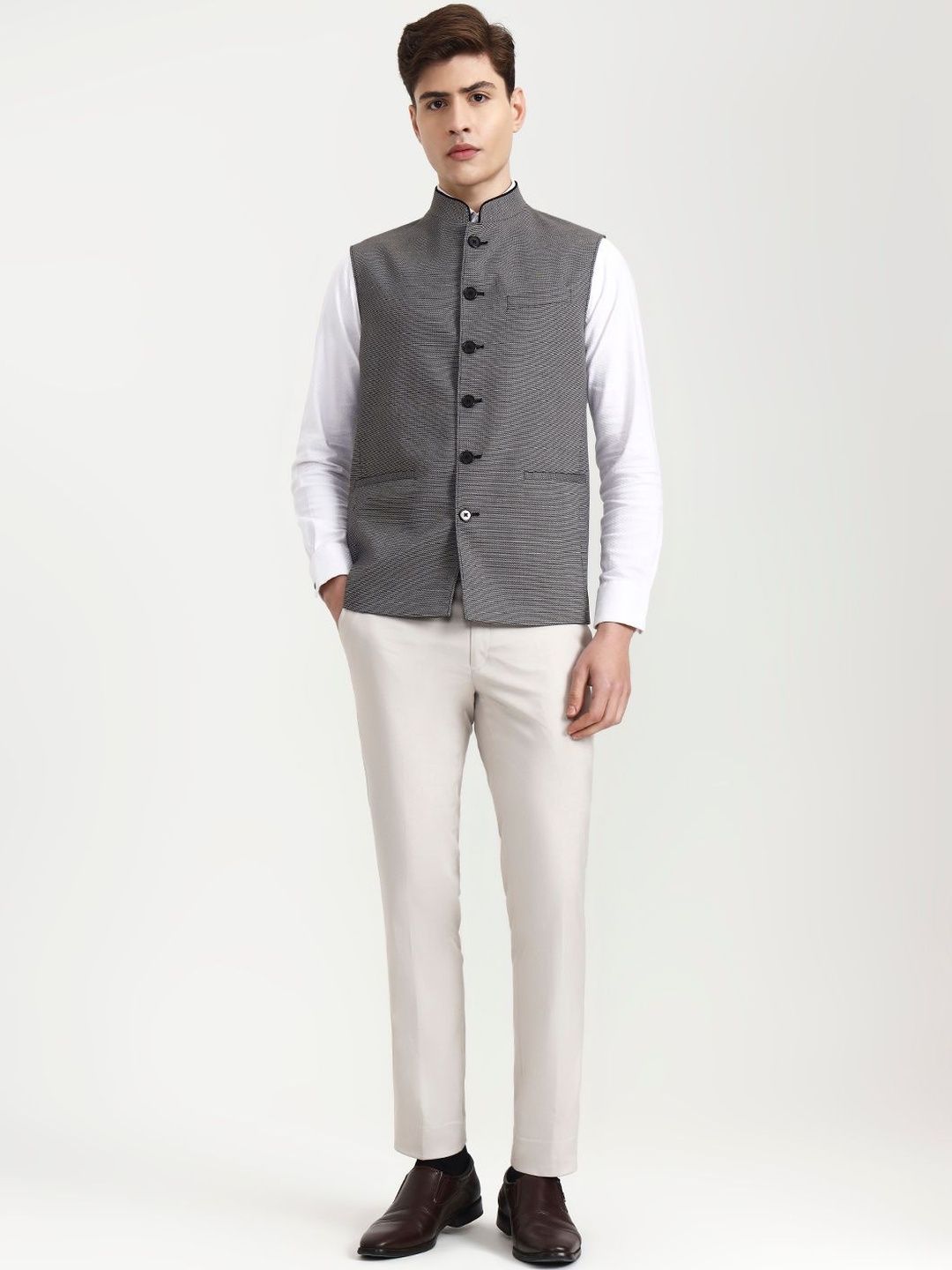 MODI JACKET Men Mandarin Collar Sleeveless Woven Jacket