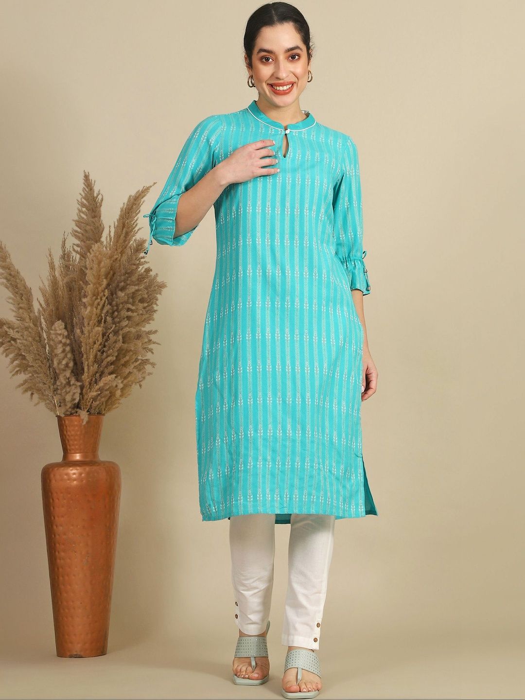 AURELIA AURELIA Women Ethnic Motifs Printed Regular Kurta with Trousers