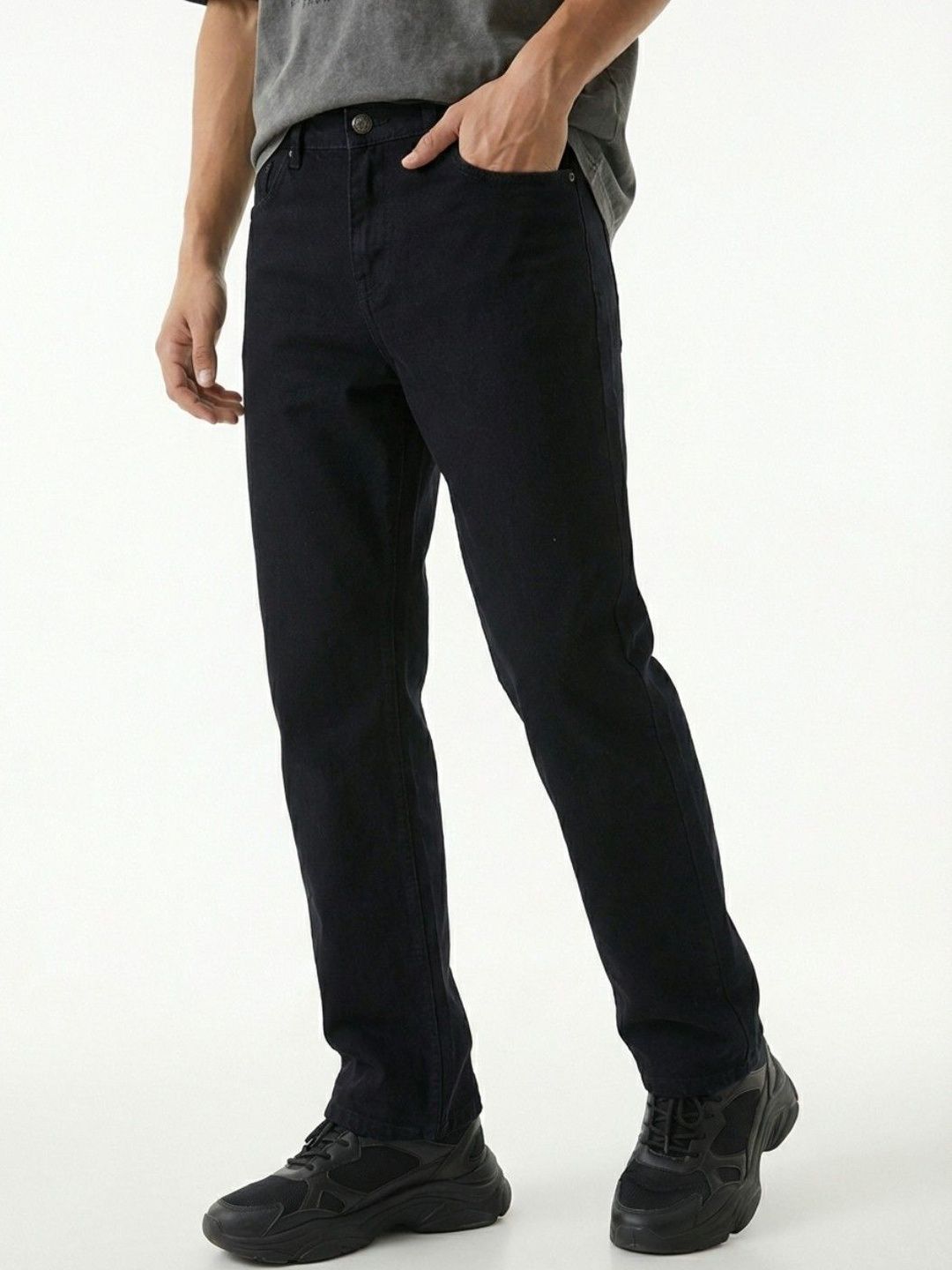 Men Regular Fit Mid-Rise Jeans HERE&NOW Men Classic Regular Fit Mid-Rise Stretchable Jeans