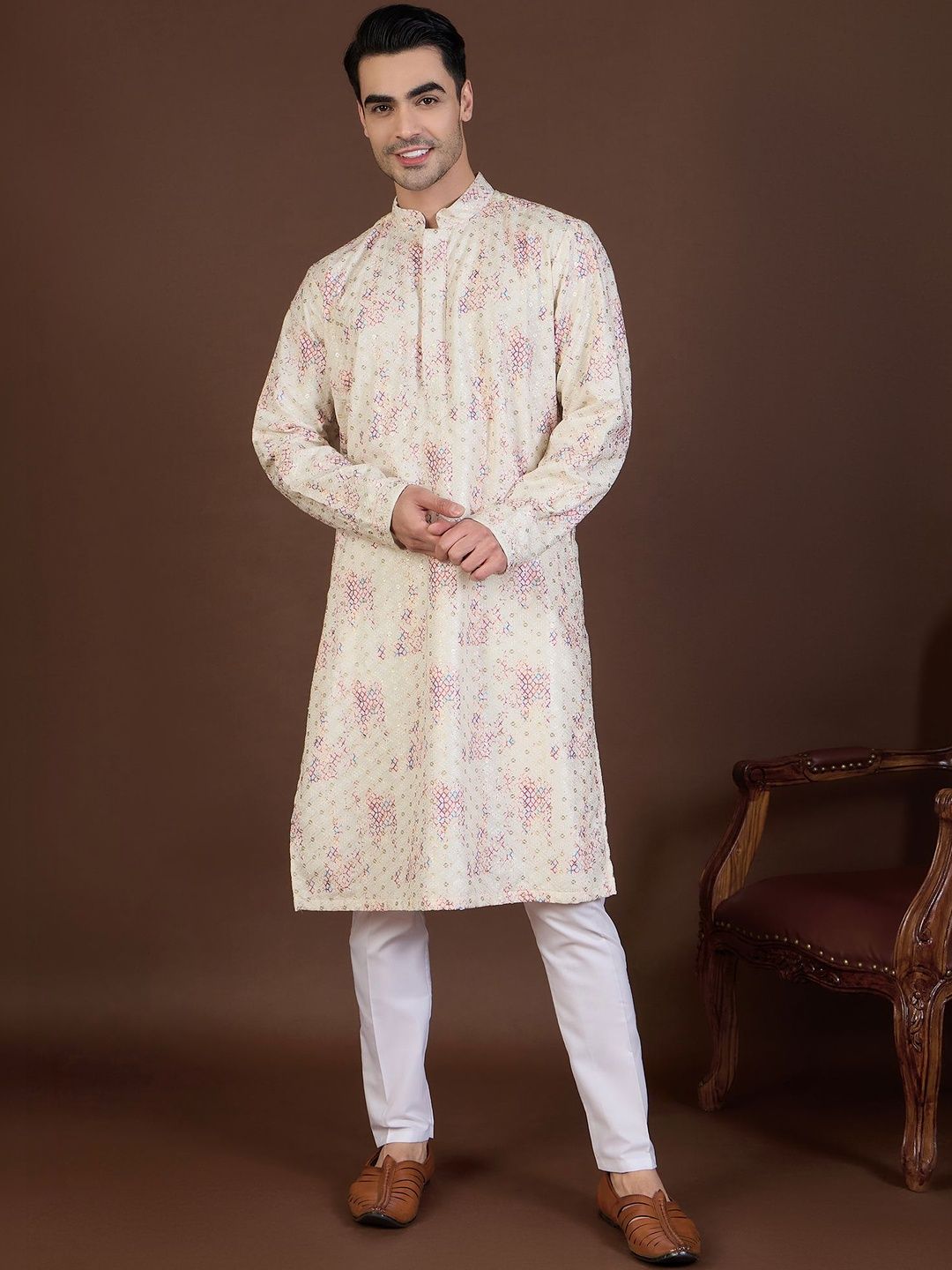 House of Pataudi Embroidered Mandarin Collar Knee Length Straight Kurtas