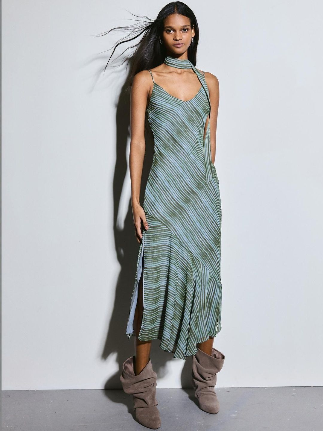 Scarf chiffon midi dress