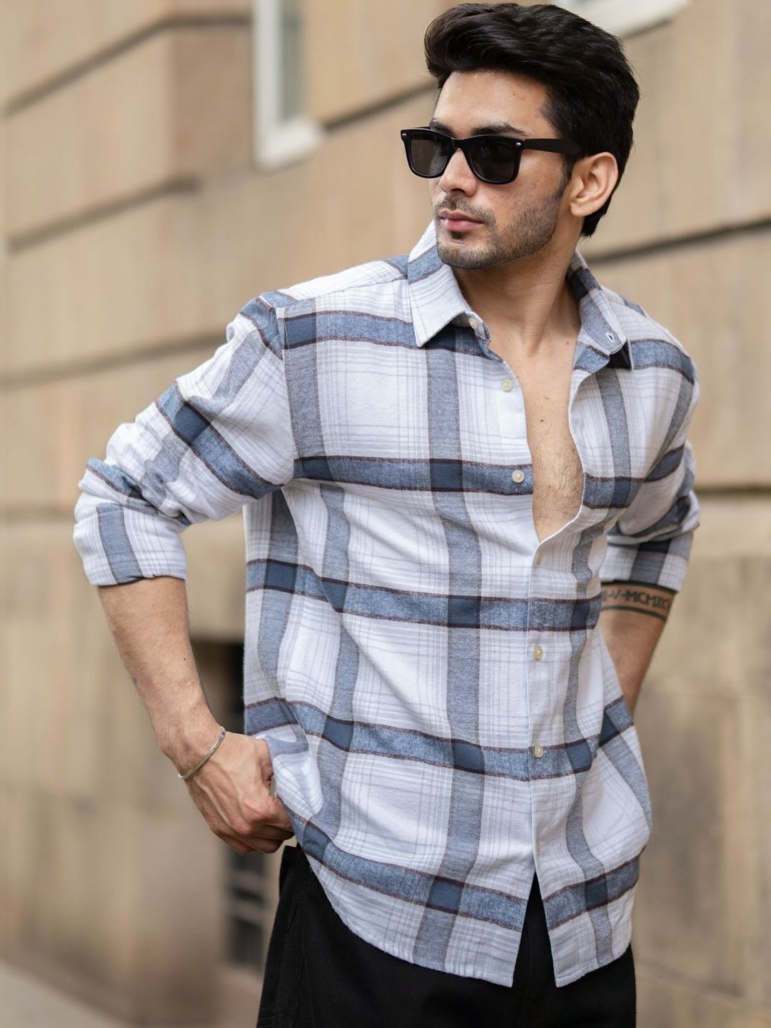 Powerlook Men Tartan Checks Checked Casual Shirt