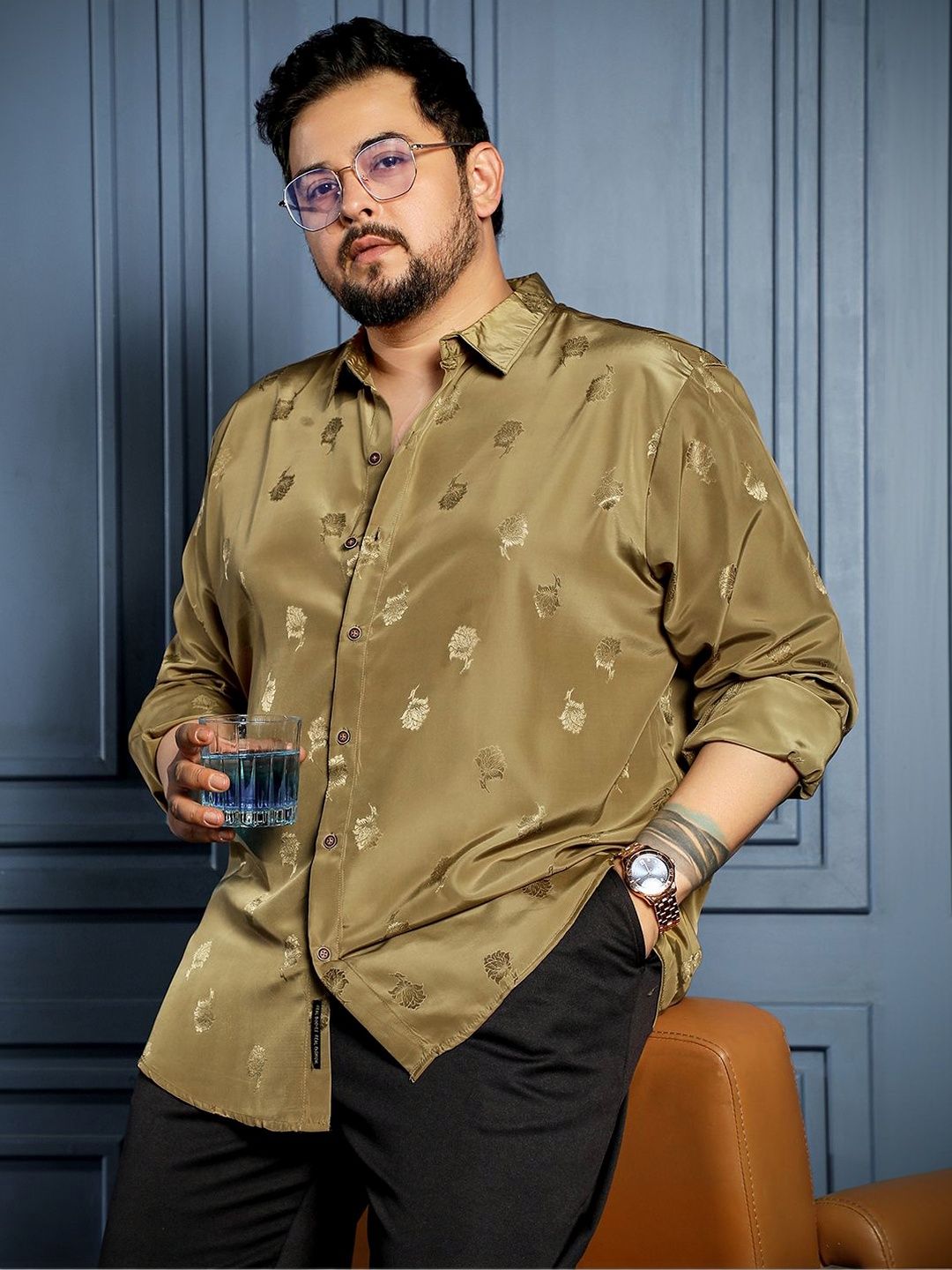 Instafab Plus Men Relaxed Casual Shirt
