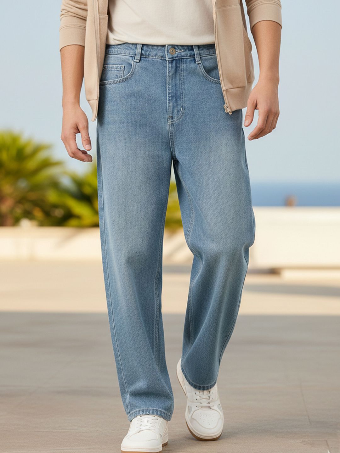 Urbano Fashion Men Loose Relaxed Fit Mid-Rise Light Fade Jeans