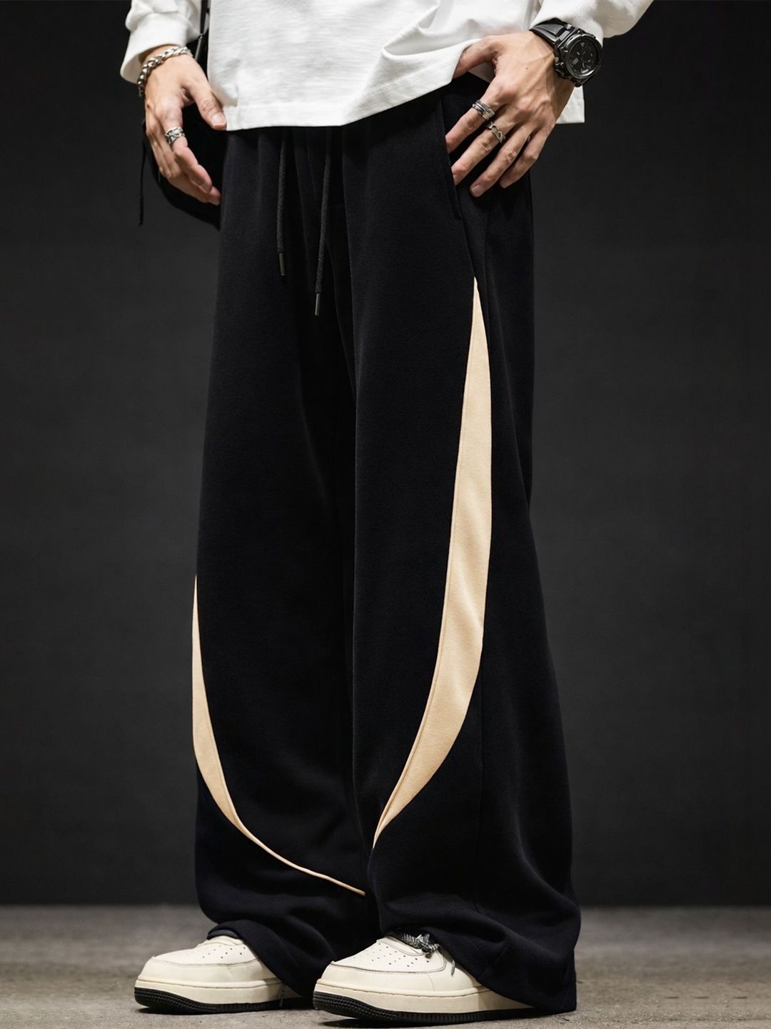Maniac Men Barrel Fit Colourblocked Track Pants