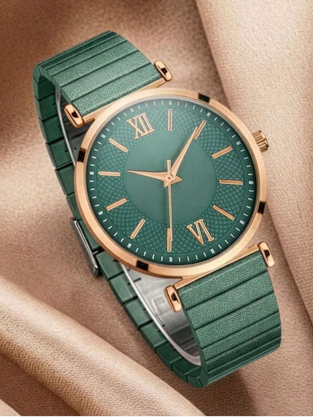 JUST LIKE JUST LIKE Women Dial & Straps Analogue Watches 1001 Green Steel Women Watch