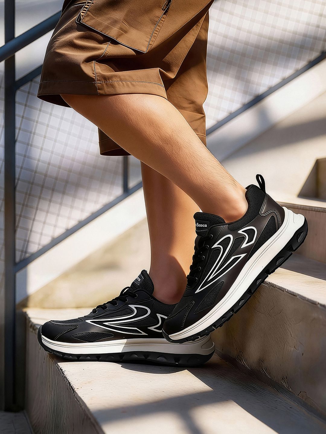 LOUIS STITCH Men's Orca Black Athleisure Sport Shoes
