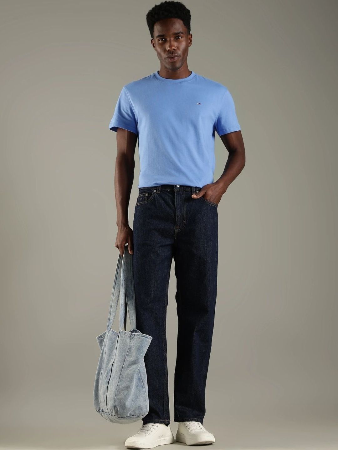 Relaxed Fit Mid-Rise Jeans