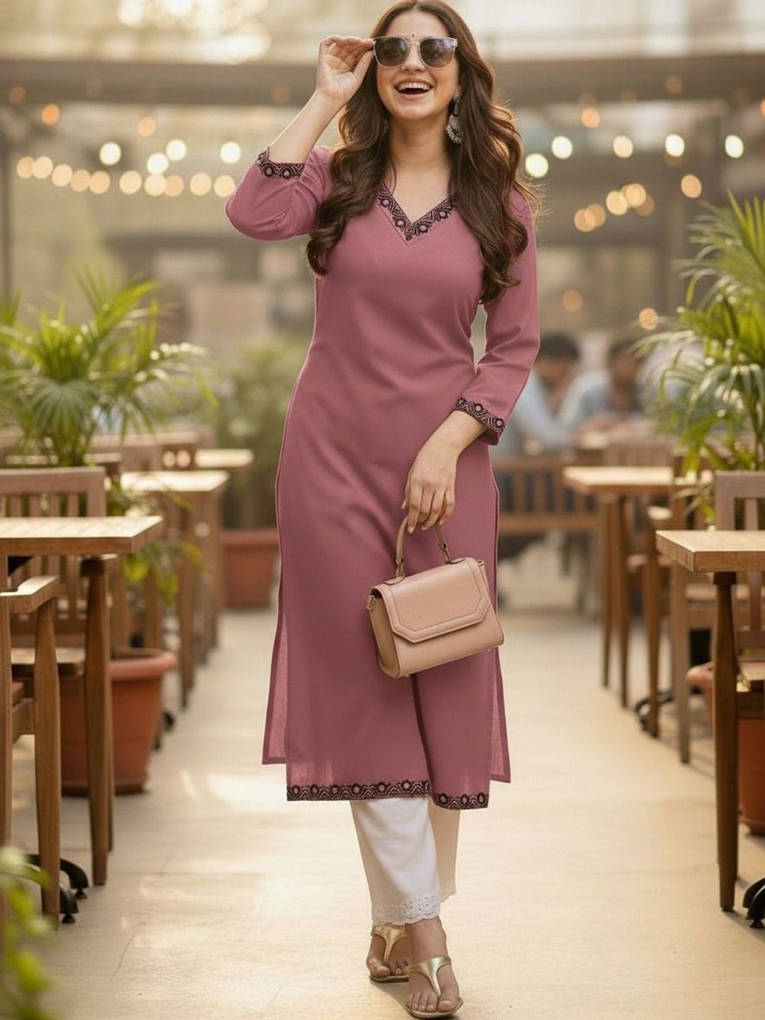 Pjyot by surhi Women Embroidered Thread Work Kurta