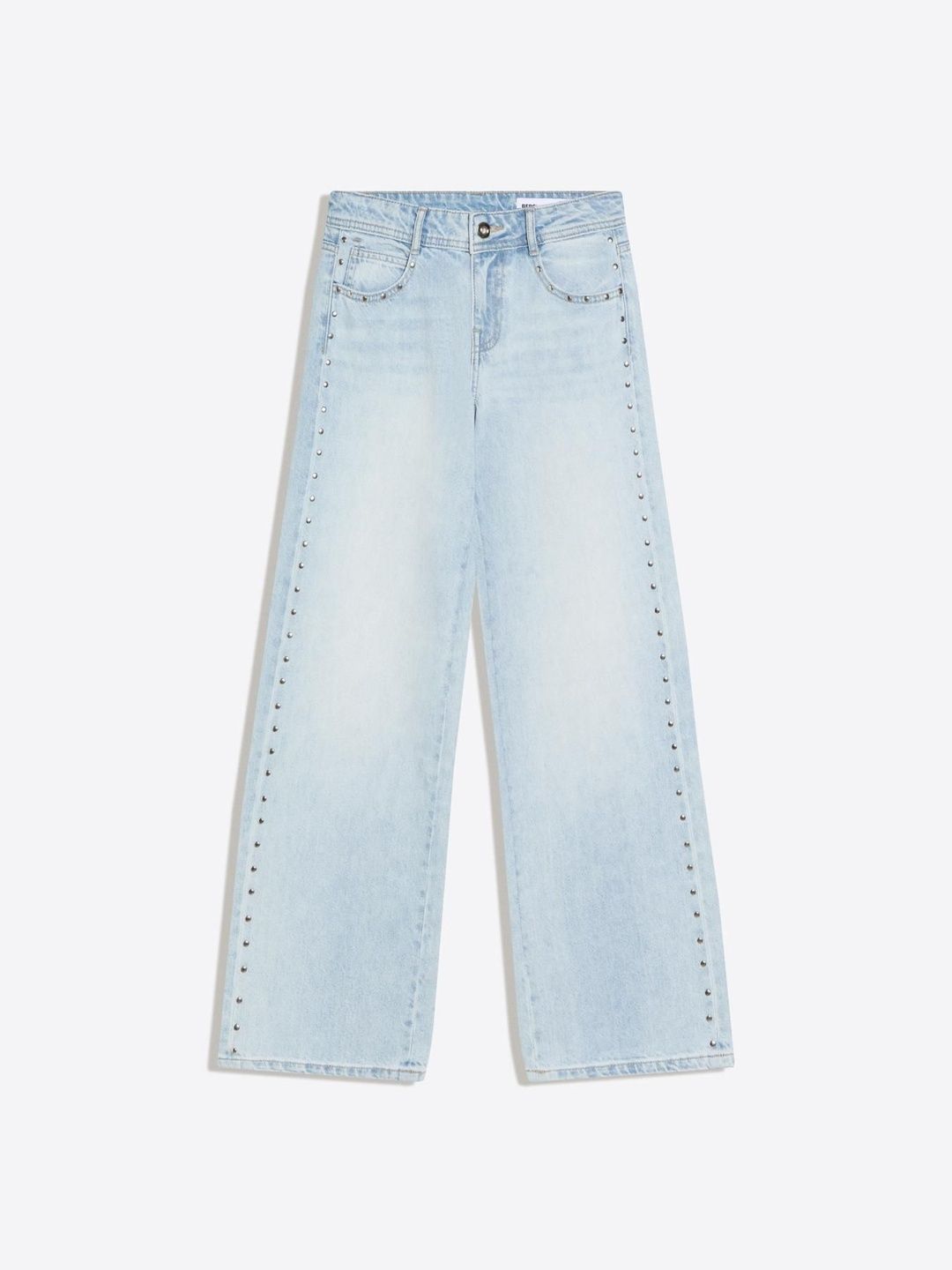 Low-rise baggy studded jeans