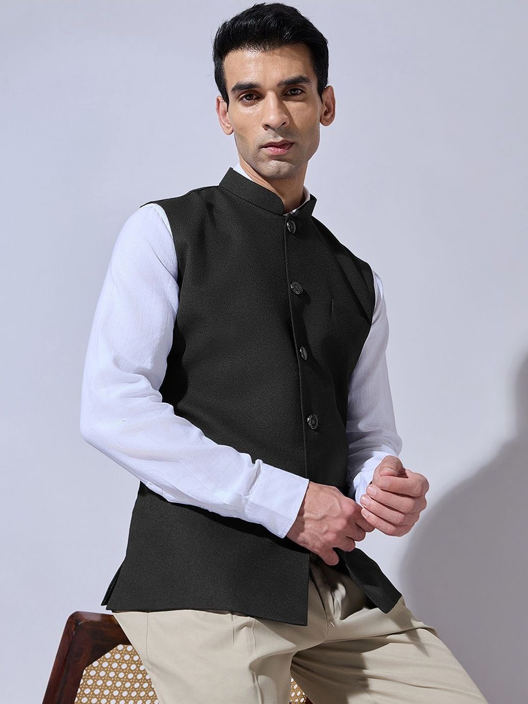 SHOWOFFFF Mandarin Collar Sleeveless Nehru Jacket