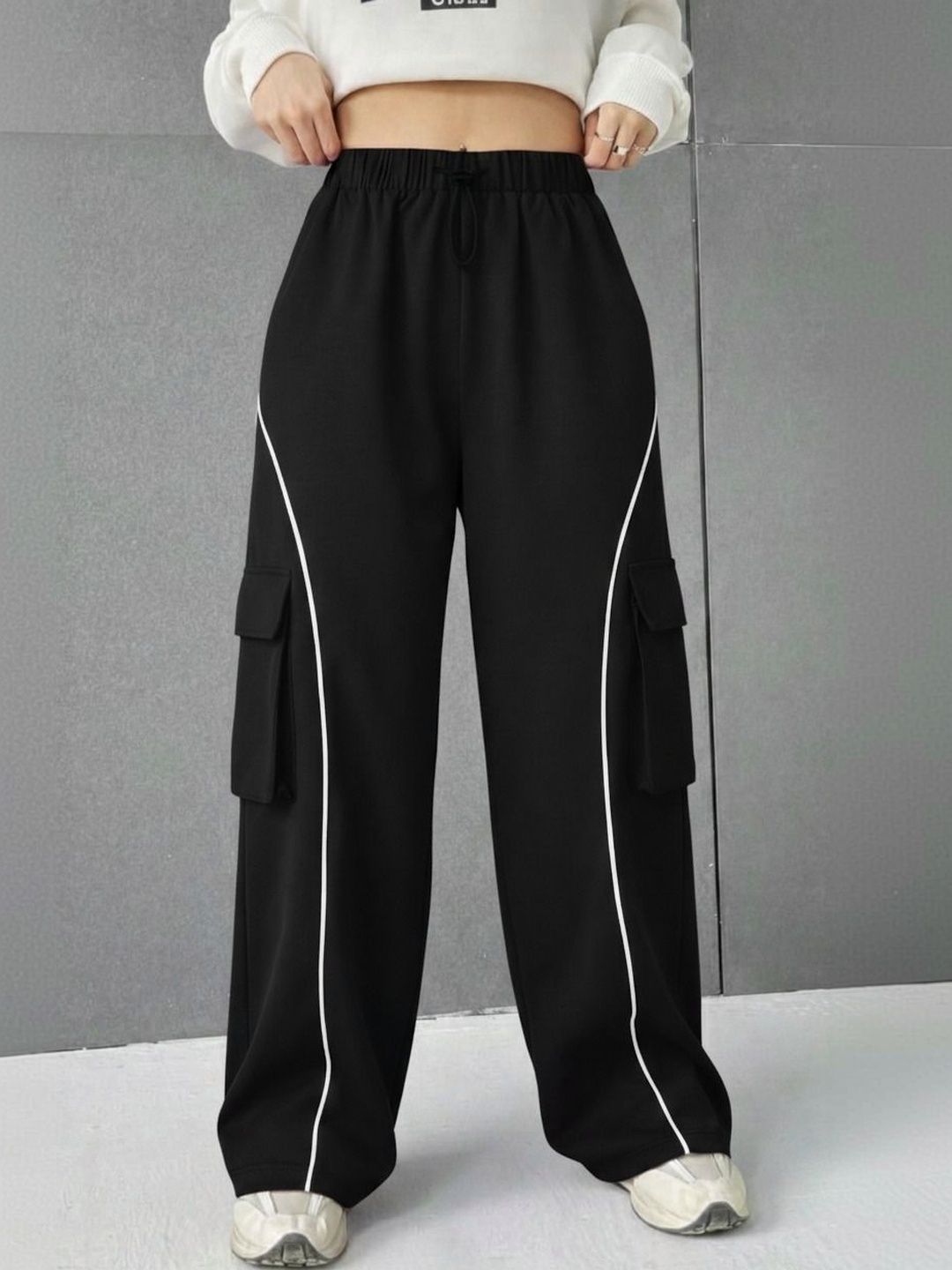 ORIEX THE ORIGINAL FASHION ORIEX THE ORIGINAL FASHION Women Comfort Loose Fit High-Rise Easy Wash Cargos Trousers