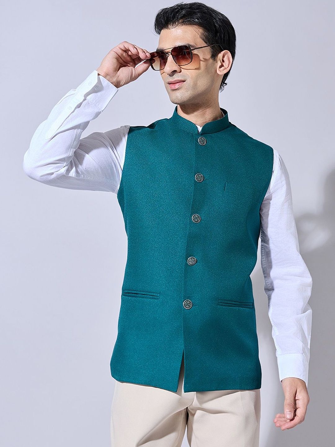 SHOWOFFFF Mandarin Collar Sleeveless Nehru Jacket