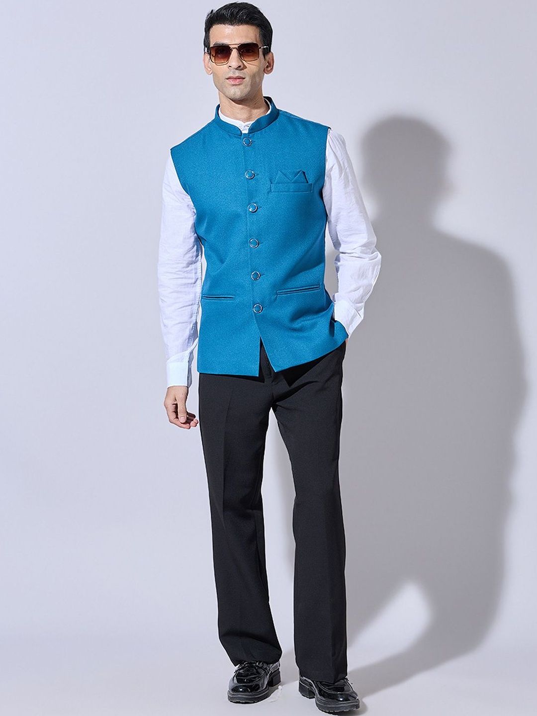 SHOWOFFFF Mandarin Collar Sleeveless Nehru Jacket
