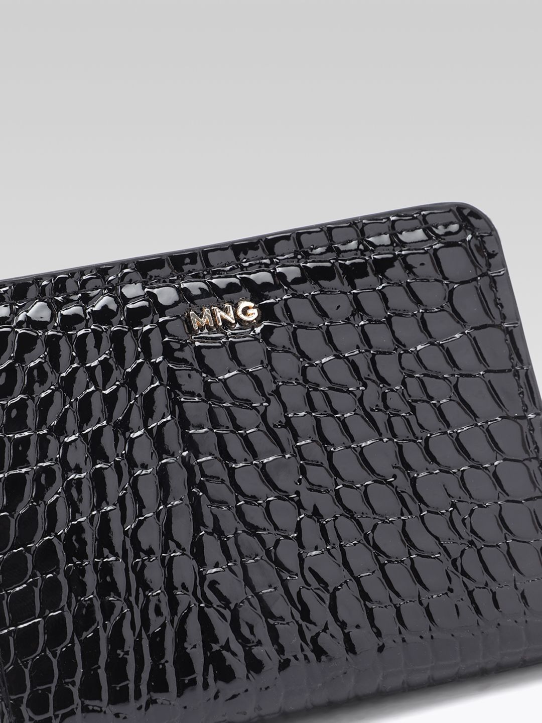 Animal Textured Zip Around Wallet