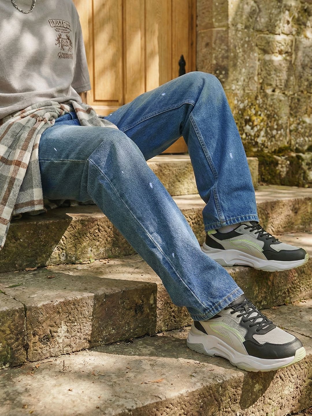 Buy The Roadster Life Co. Men Straight Fit Jeans - Jeans for Men