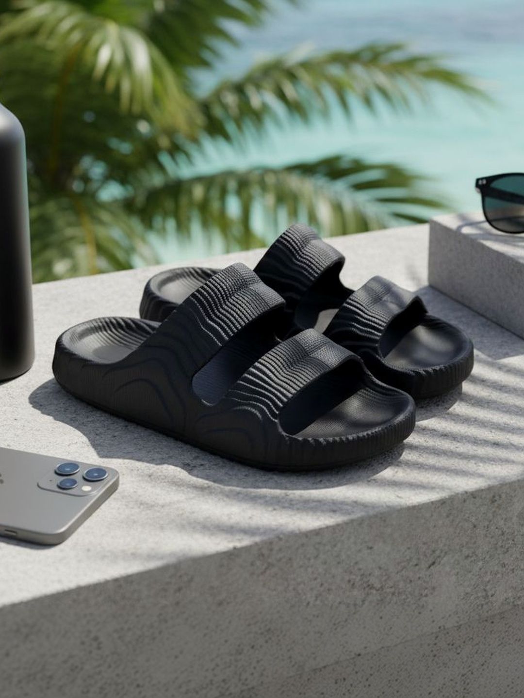 HERE&NOW Men Sliders