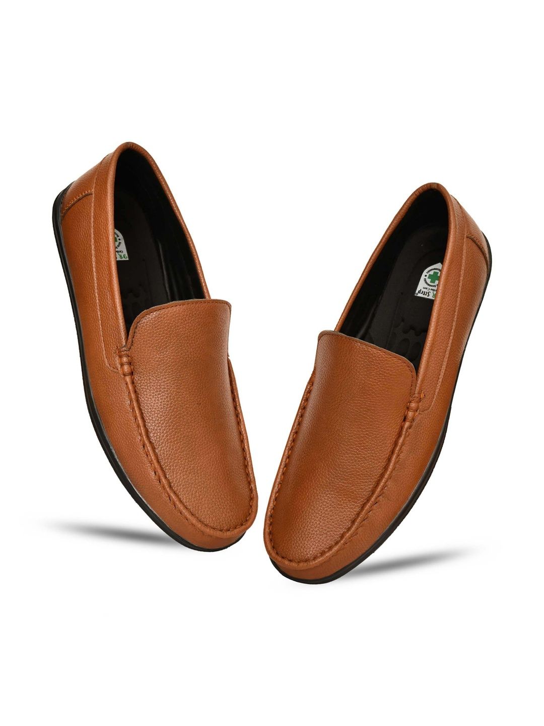 DR Sttep Men Textured Loafers