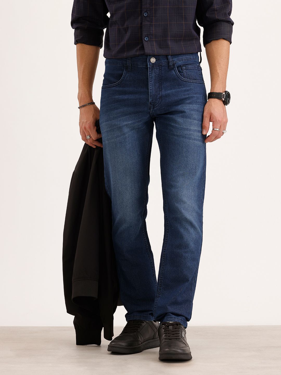 WROGN Men Slim Fit Light Fade Jeans