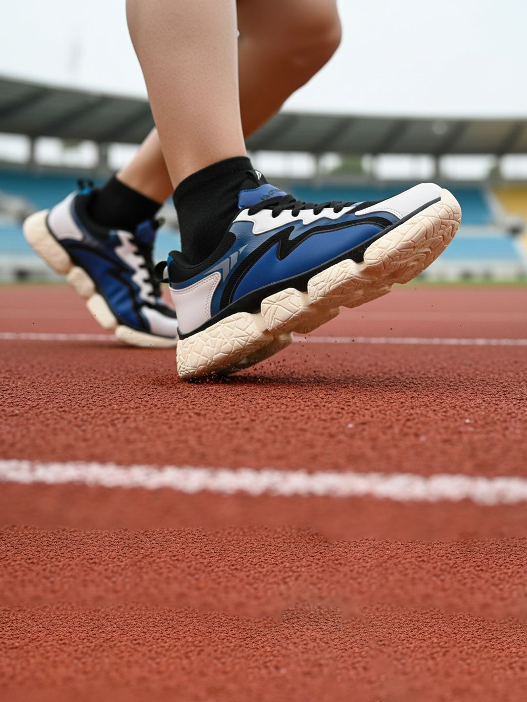 IMPAKTO Men Training or Gym Non-Marking Shoes