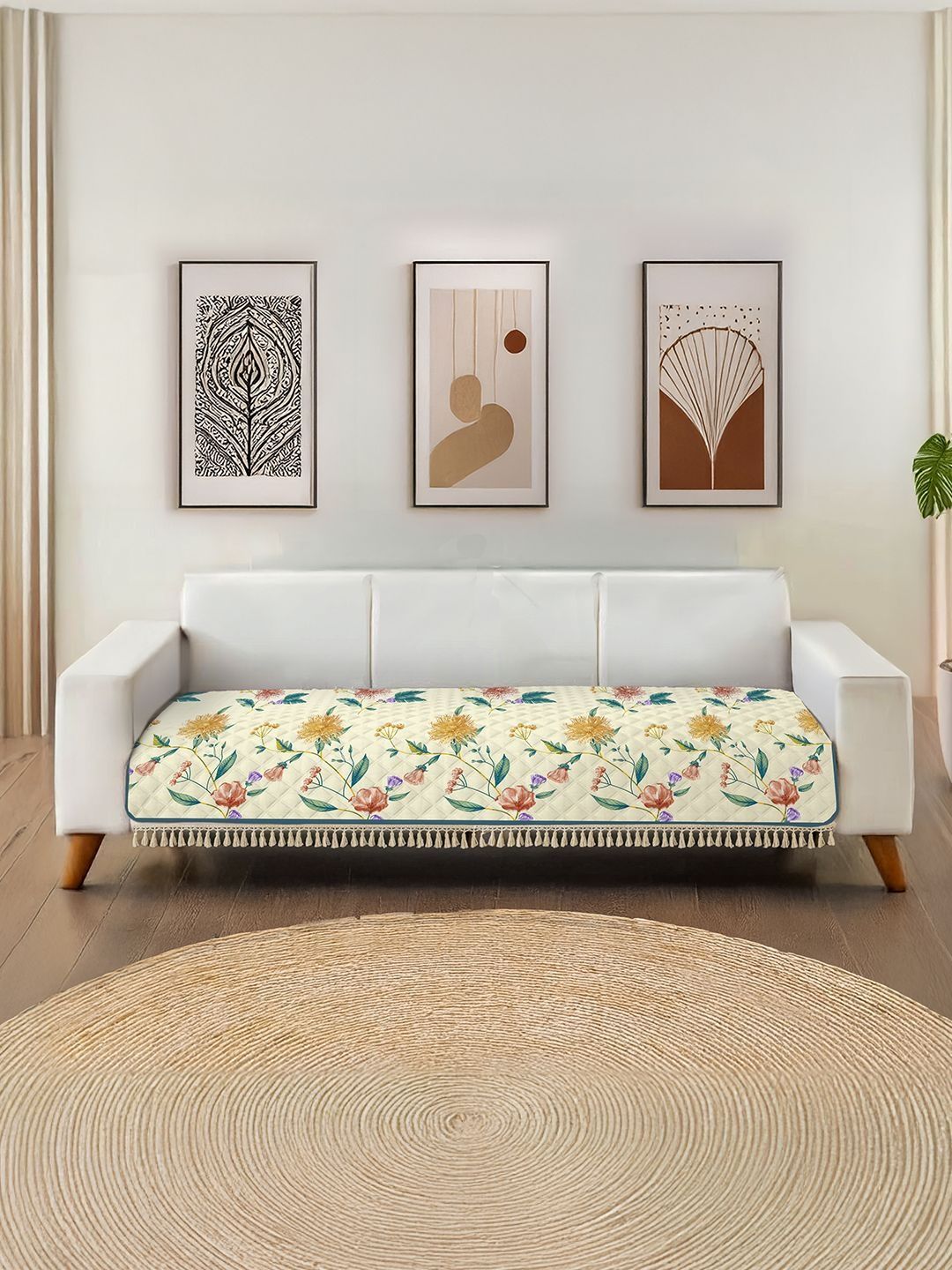 URBAN SPACE White & Cream-Coloured Printed Microfibre Blend 1 Piece Sofa Cover Without Arms
