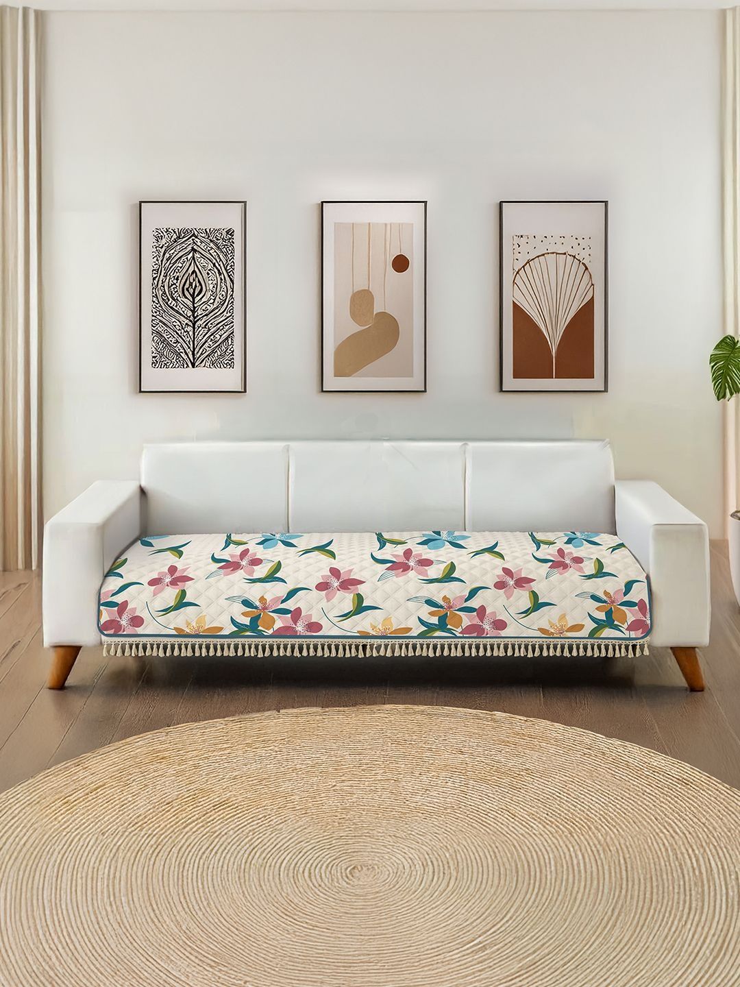 URBAN SPACE White & Cream-Coloured Printed Microfibre Blend 1 Piece Sofa Cover Without Arms