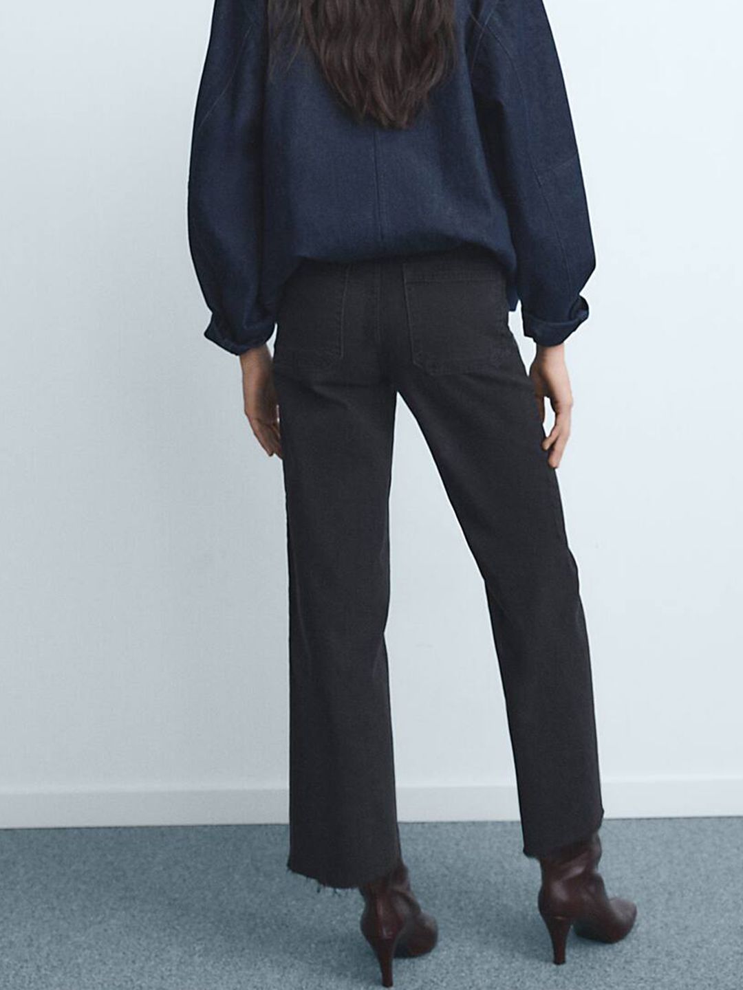 High-Rise Relaxed Fit Stretchable cropped Jeans