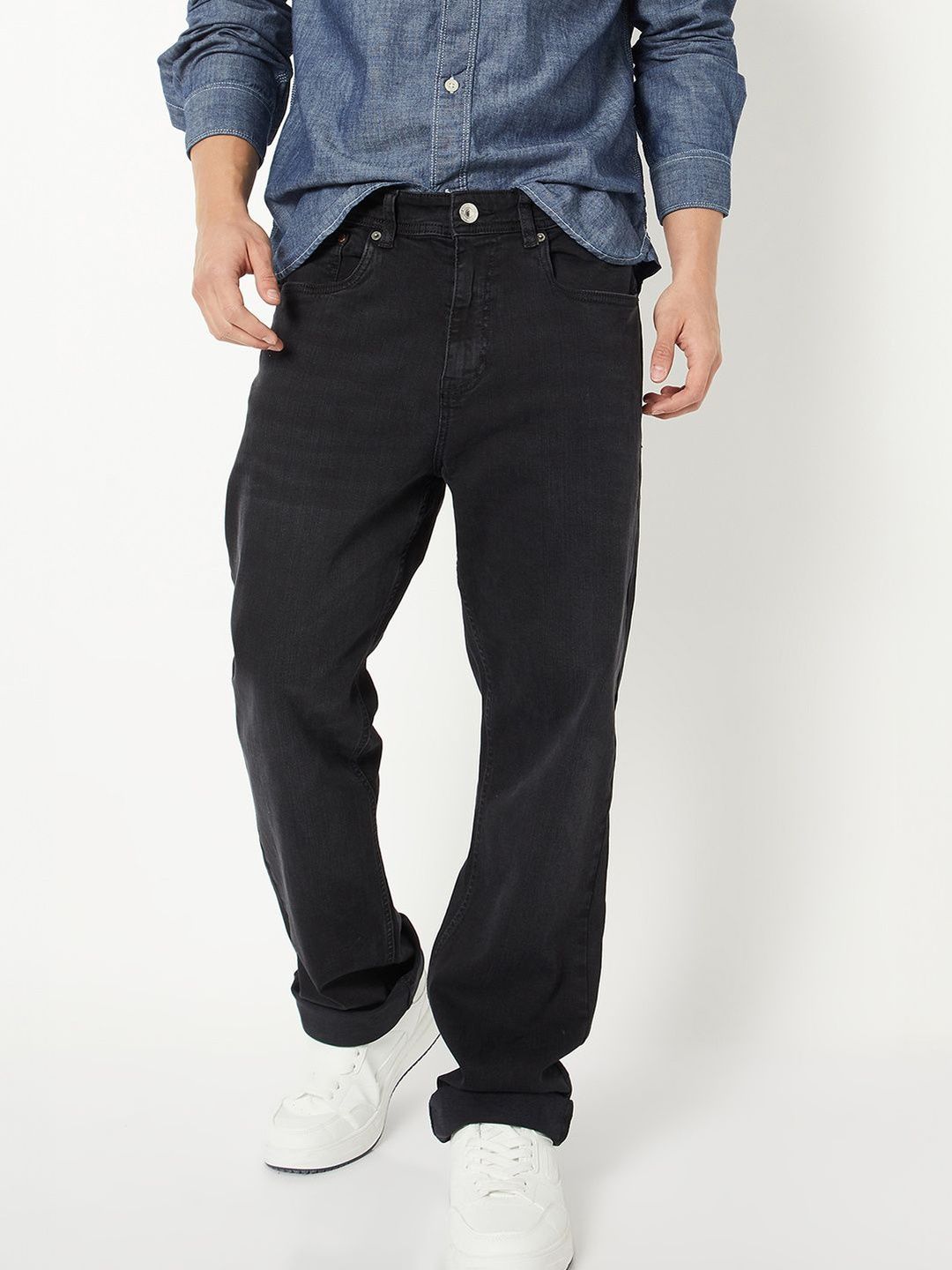 max Men Regular Fit Mid-Rise Light Fade Stretchable Jeans