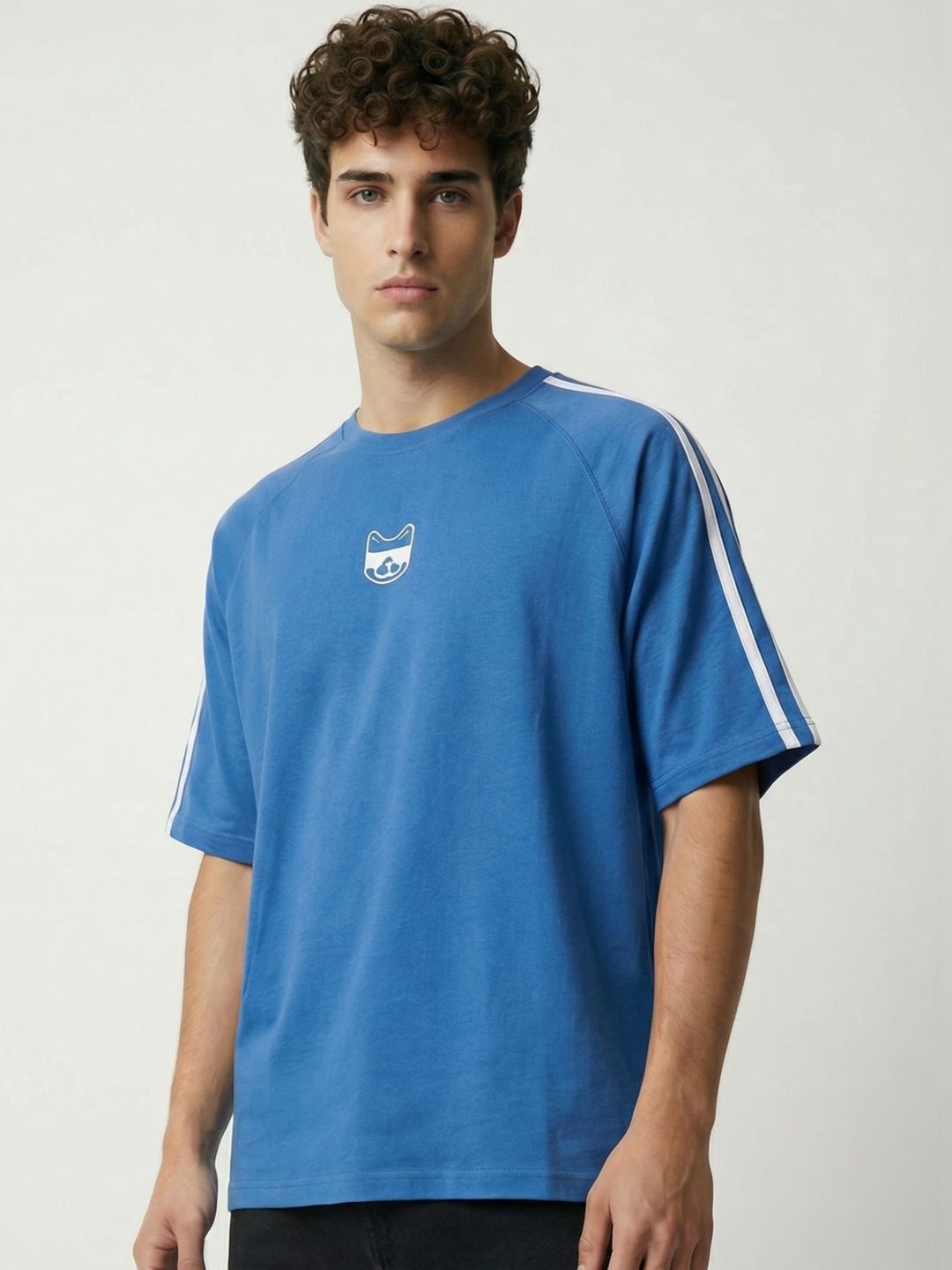 glitchez Men Brand Logo Printed T-shirt