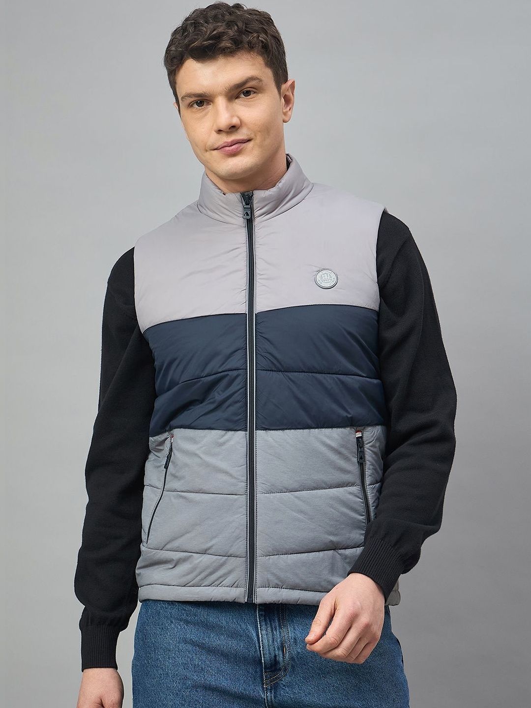 Duke Men Colourblocked Lightweight Puffer Jacket