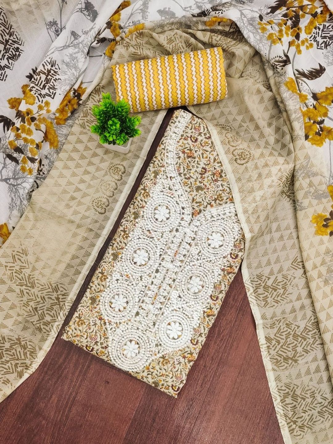 KALINI Printed Unstitched Dress Material