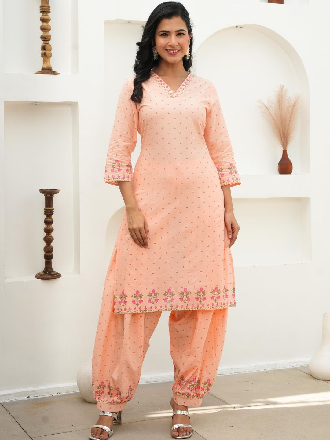 Aramya Women Floral Printed Ethnic Palazzos