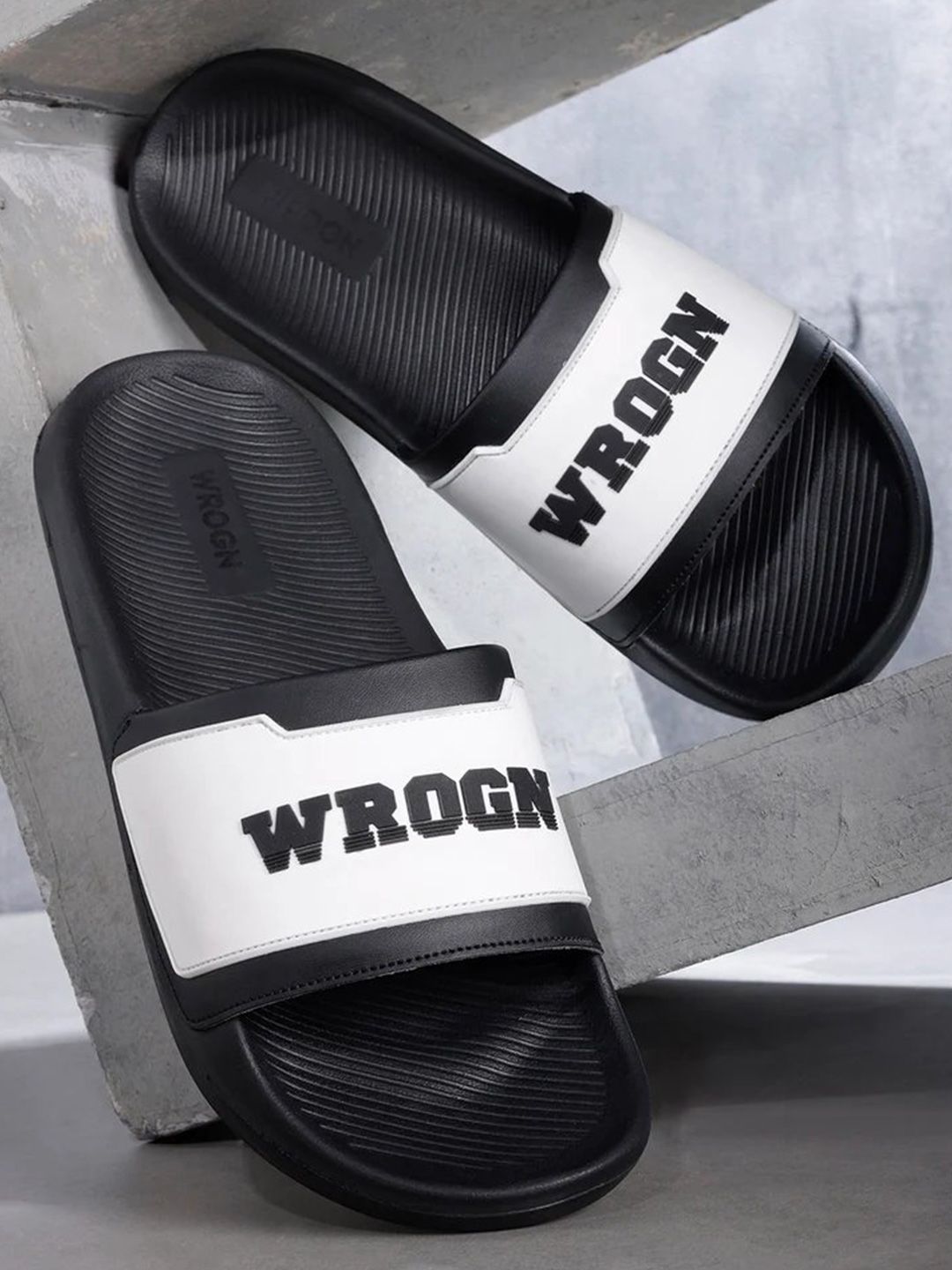 WROGN Men Printed Sliders