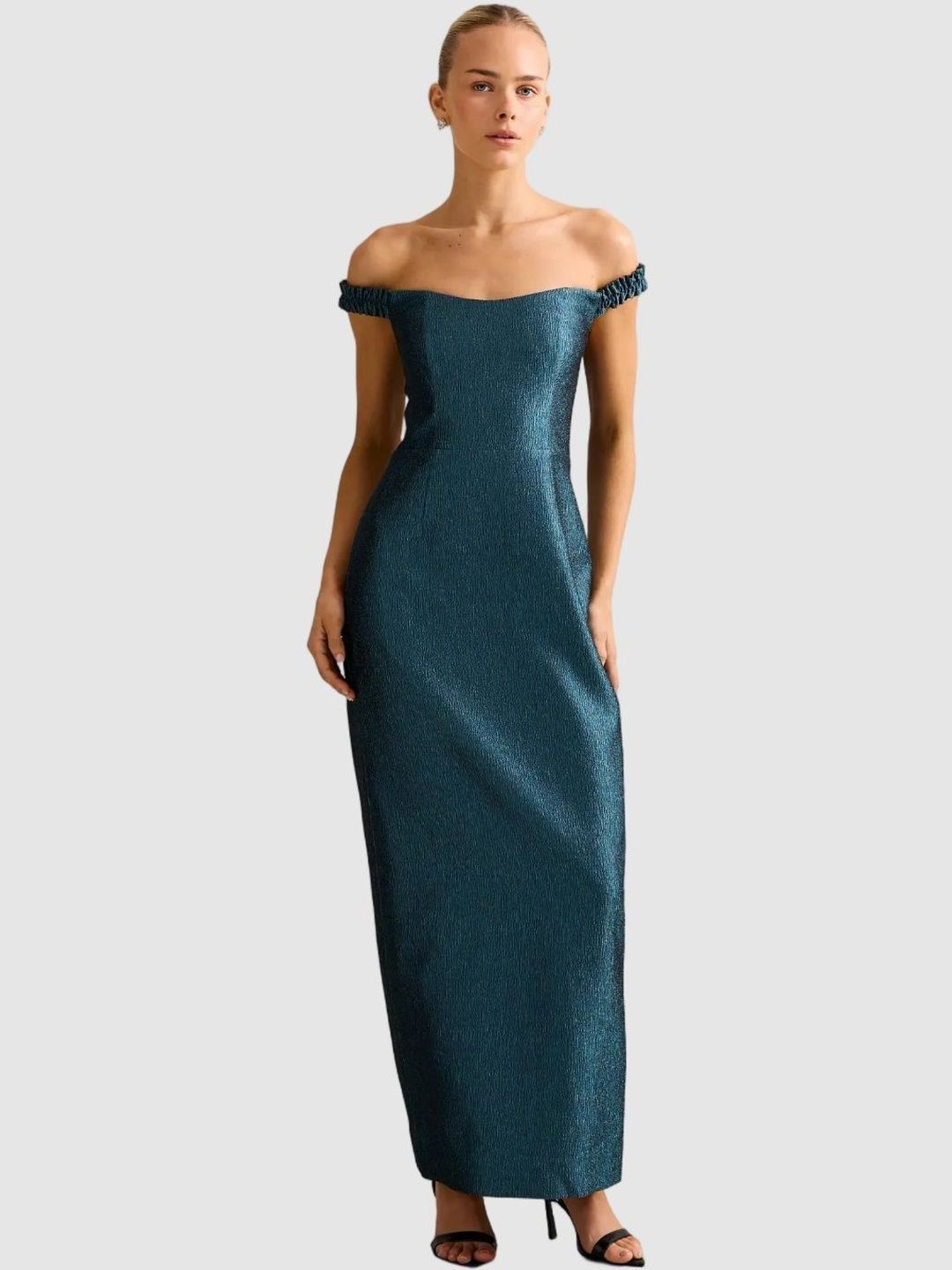 Forever New Forever New Off-Shoulder Sheath Maxi Dress