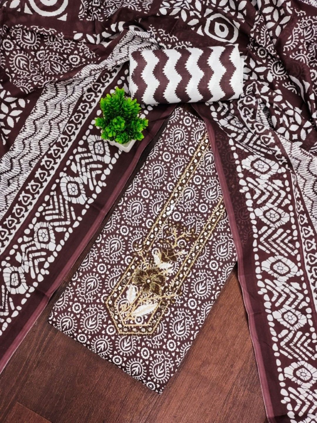 Panzora Embroidered Pure Cotton Unstitched Dress Material