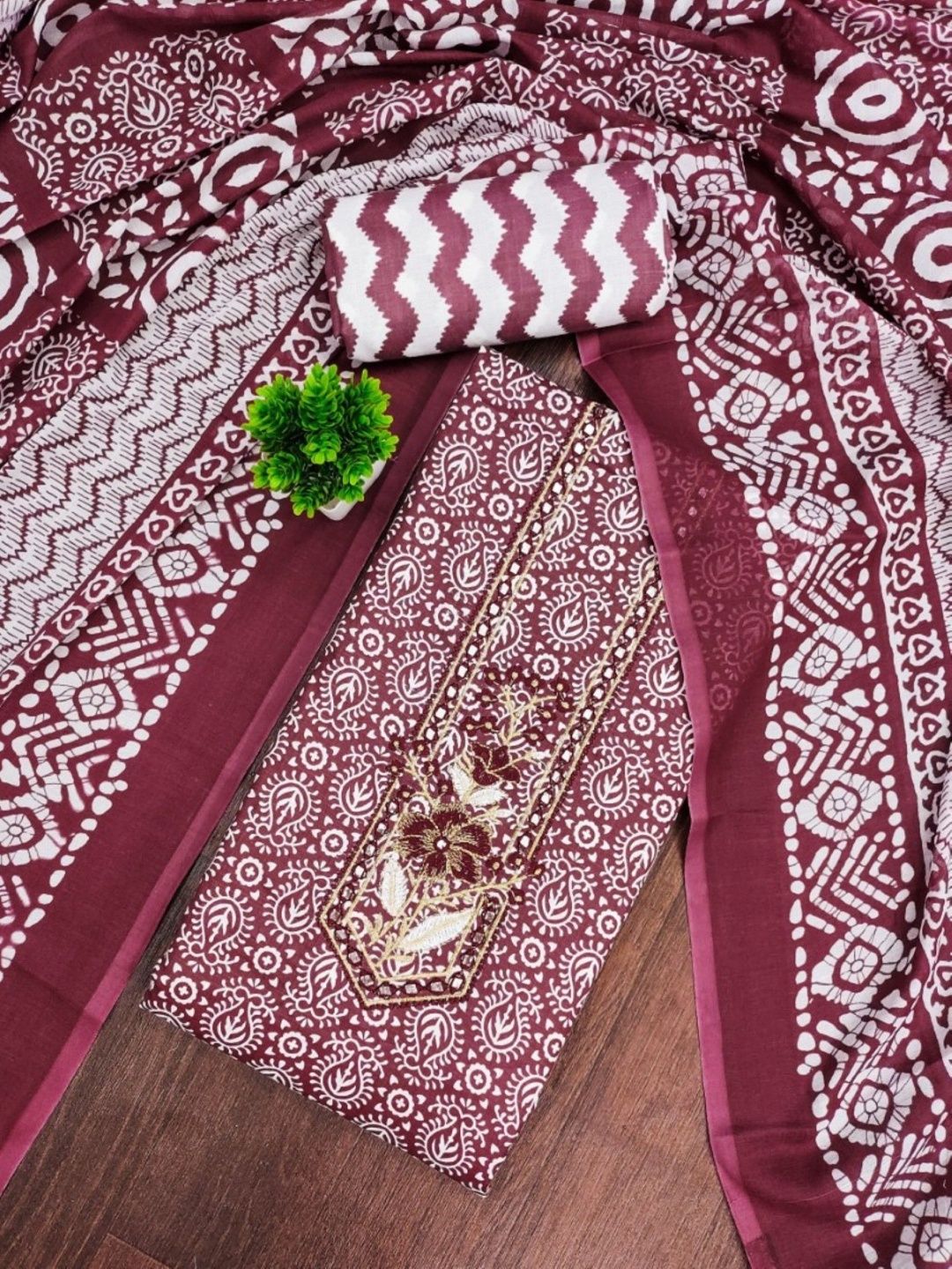 Panzora Printed Unstitched Dress Material