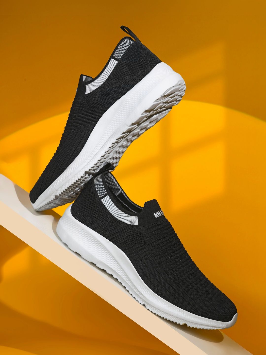 Killer Men Mesh Walking Shoes