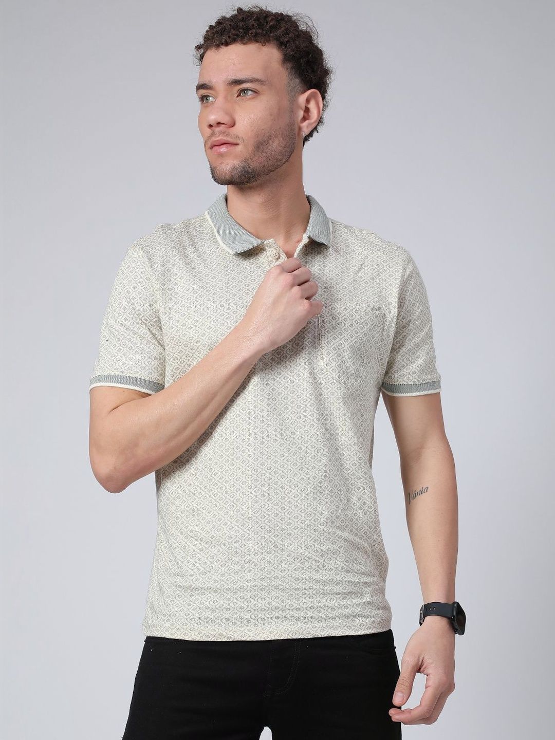 V-Mart Men Printed Polo Collar Pockets T-shirt