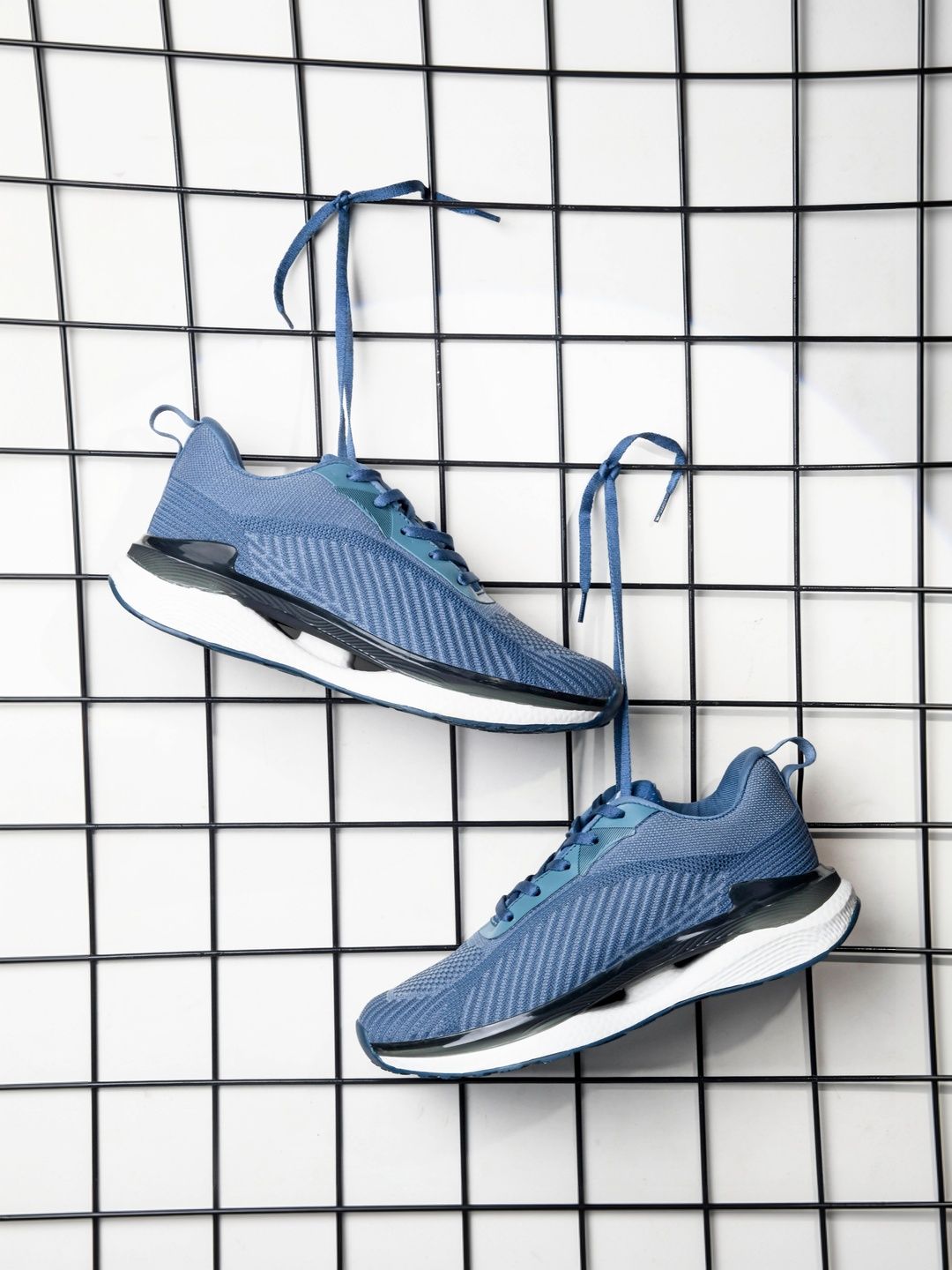 Killer Men Mesh Walking Shoes