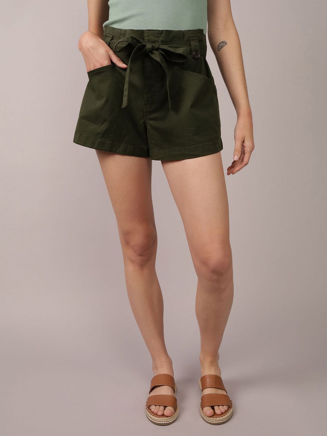 AMERICAN EAGLE OUTFITTERS Women Regular Fit Mid-Rise Shorts