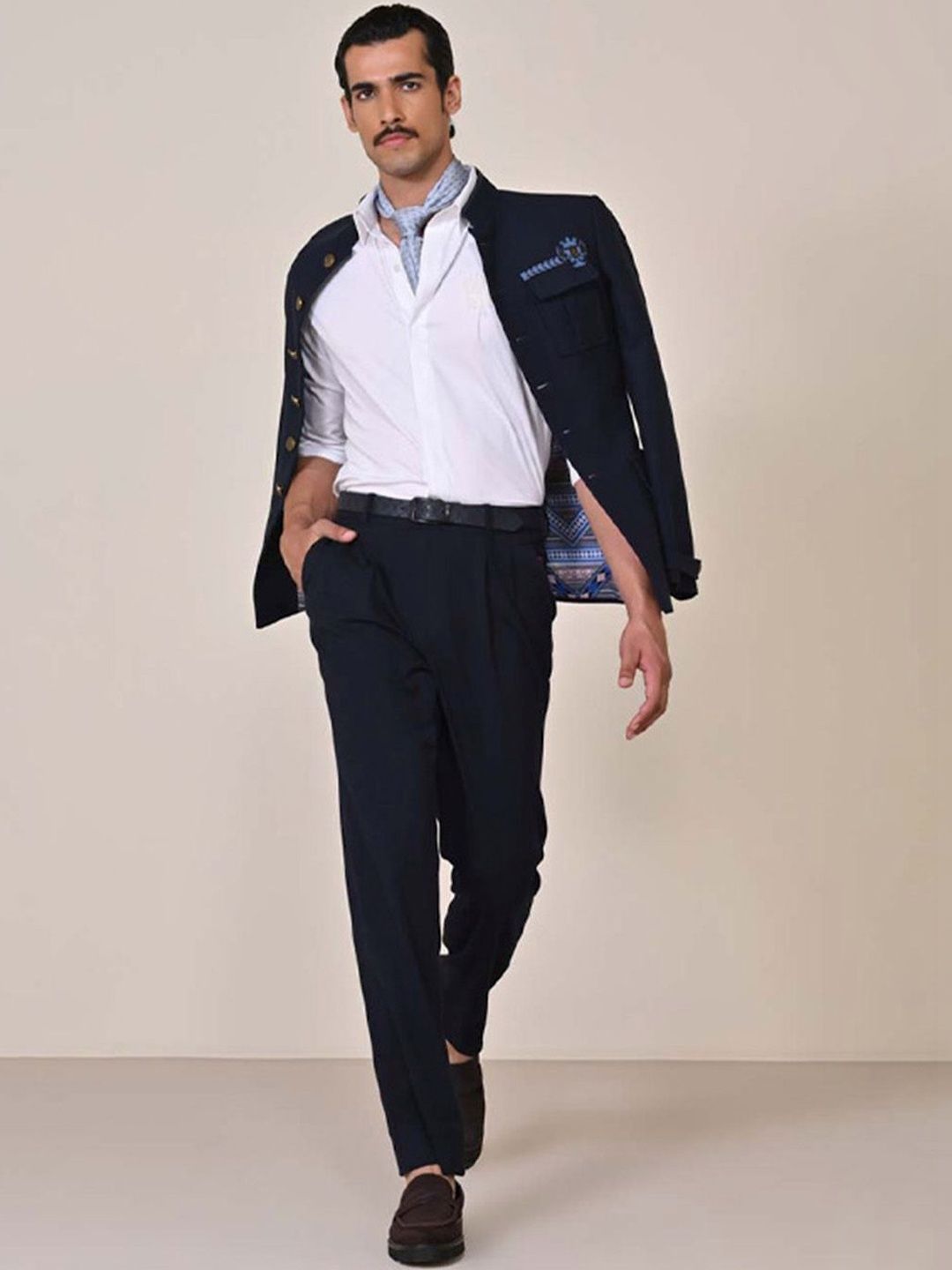 S&N by Shantnu Nikhil Men Tailored Jacket with Embroidered