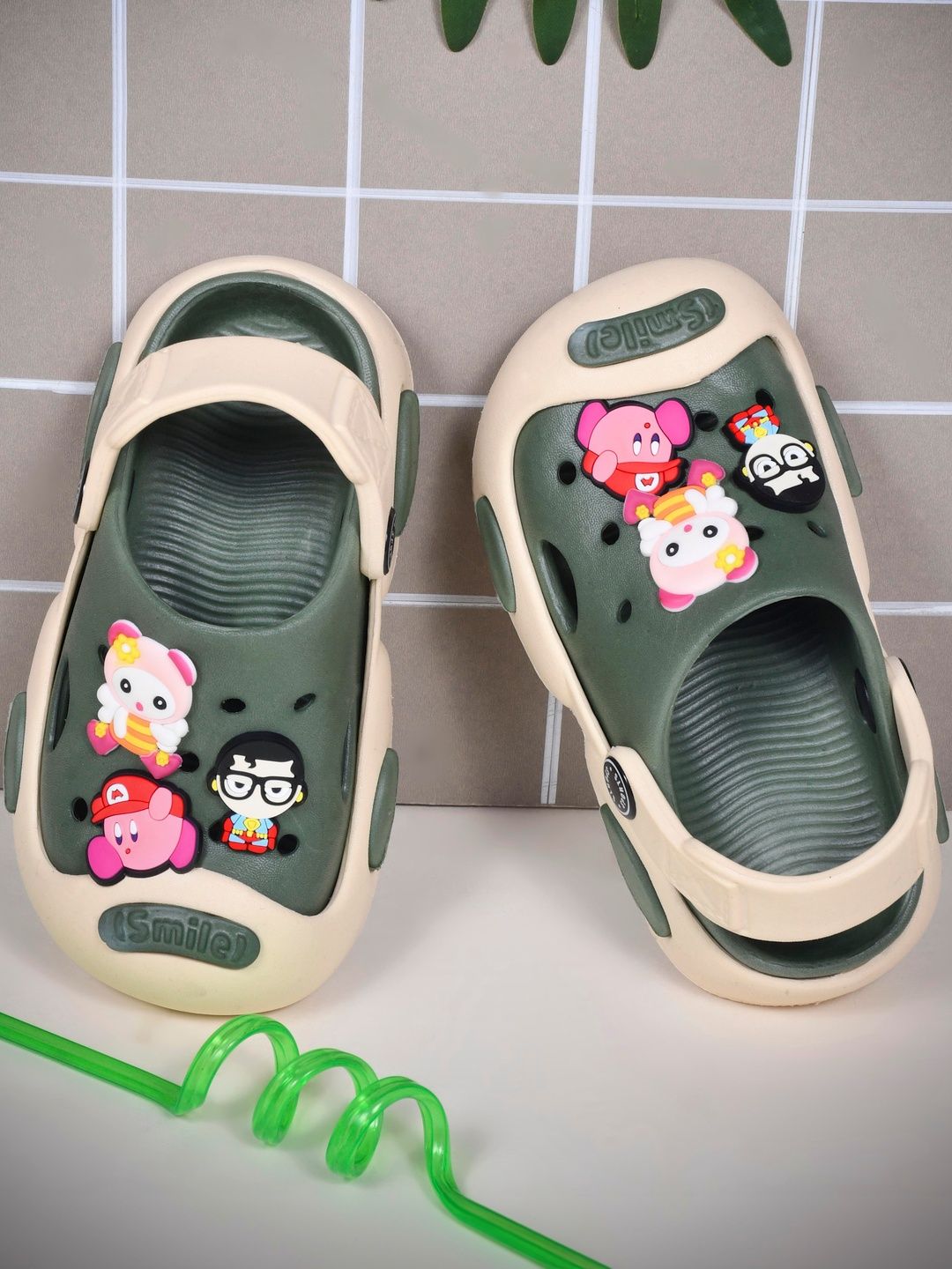 OXTRID Unisex Kids Clogs Sandals