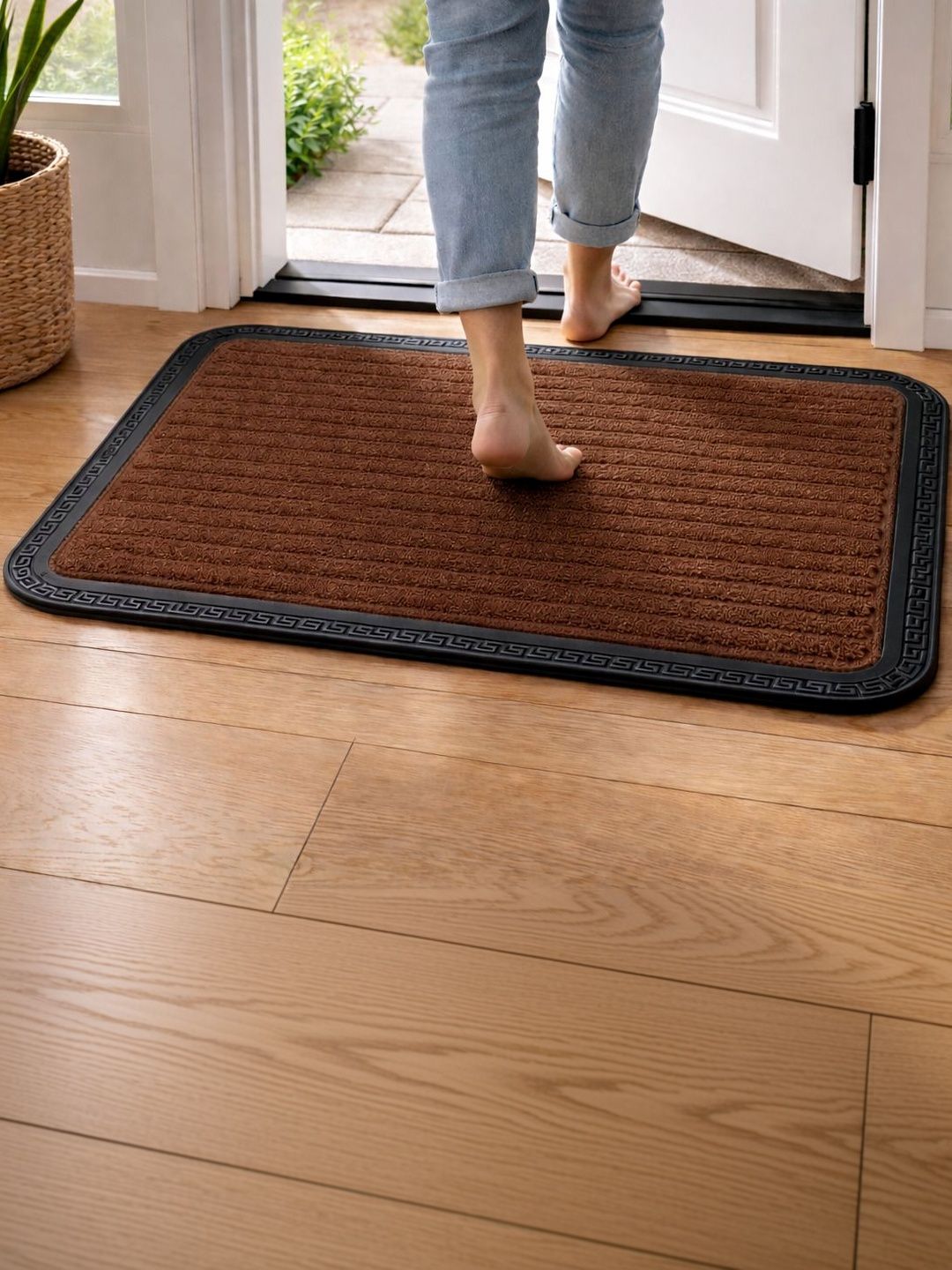 GEET CREATIONS Brown Self-Designed Anti-Skid Jute Bath Rugs