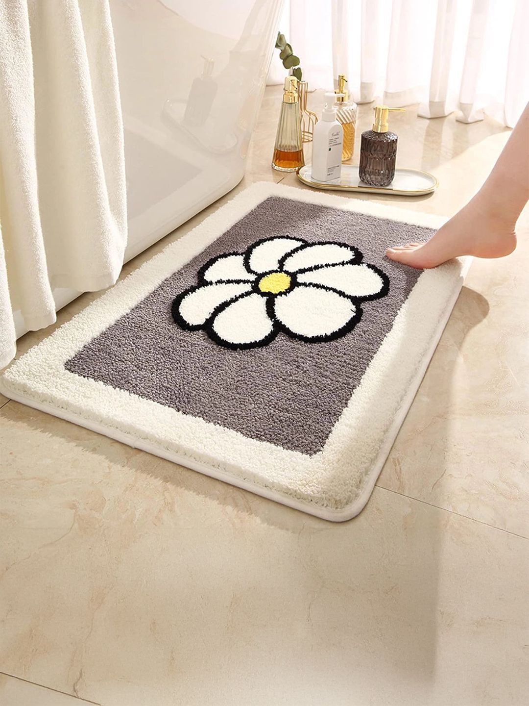 Homio Grey & White Anti-Skid 2000 GSM Doormat