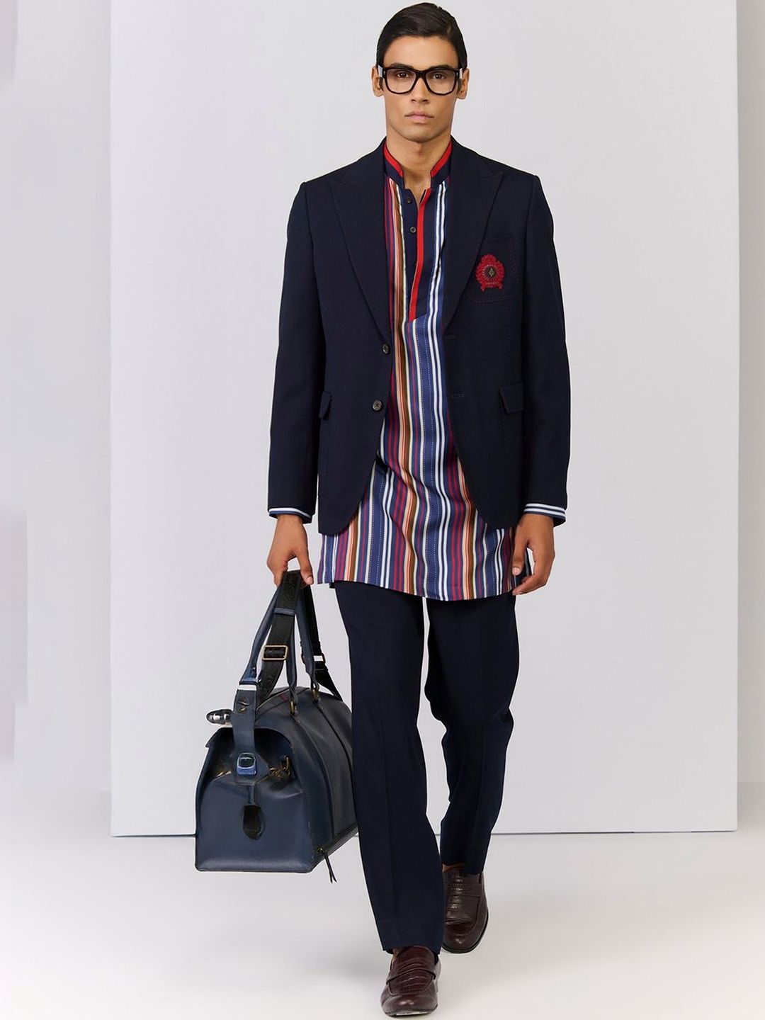 S&N by Shantnu Nikhil Men Tailored Jacket with Embroidered