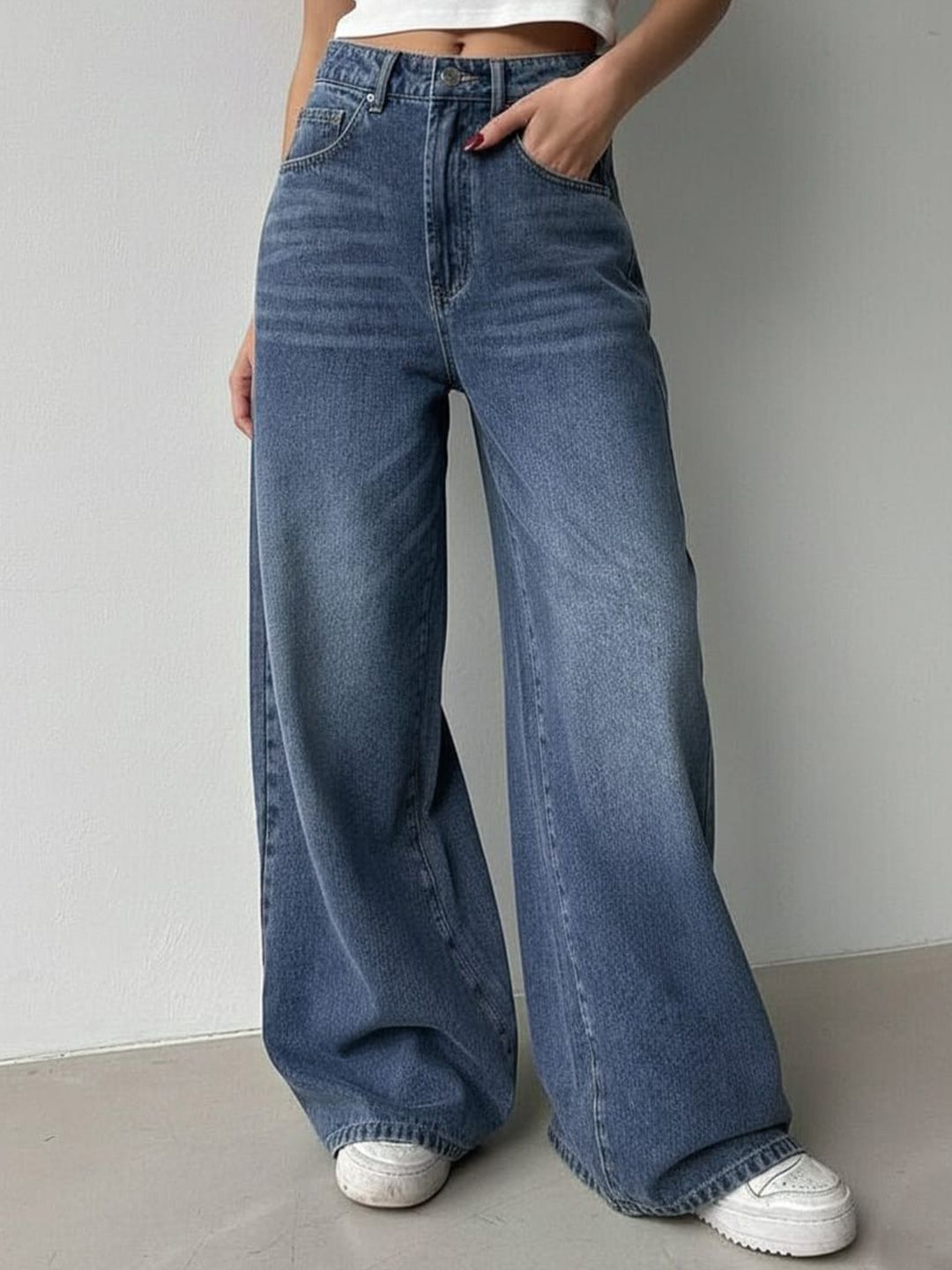 HUNTER & HAYES Women High-Rise Light Fade Jeans