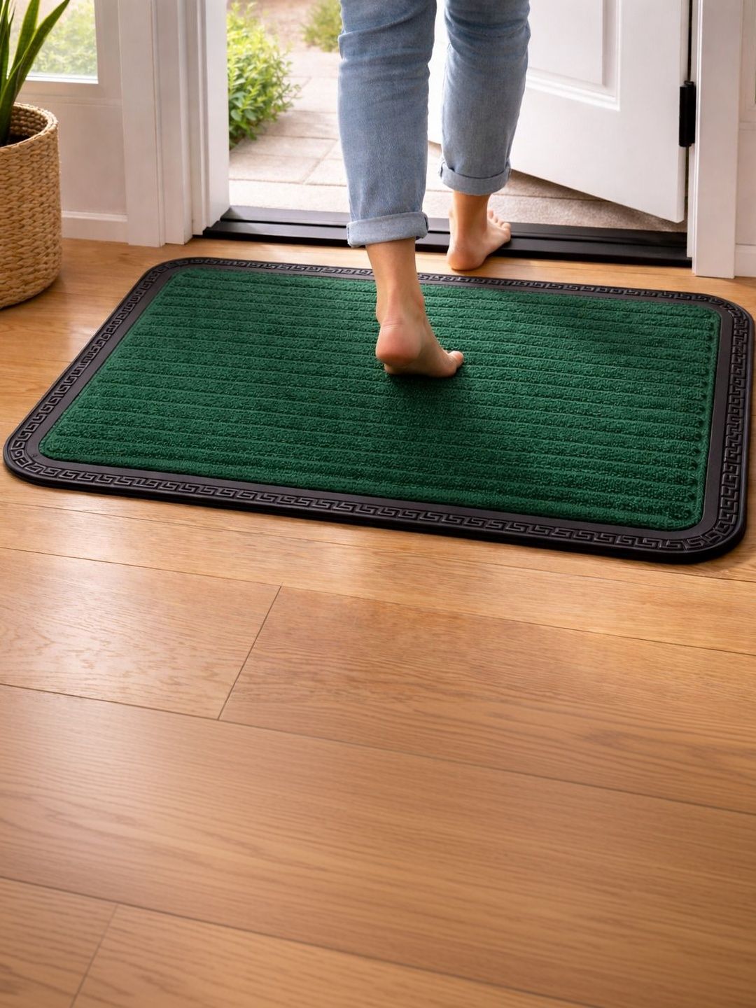 GEET CREATIONS Green & Black Self-Designed Anti-Skid Doormat