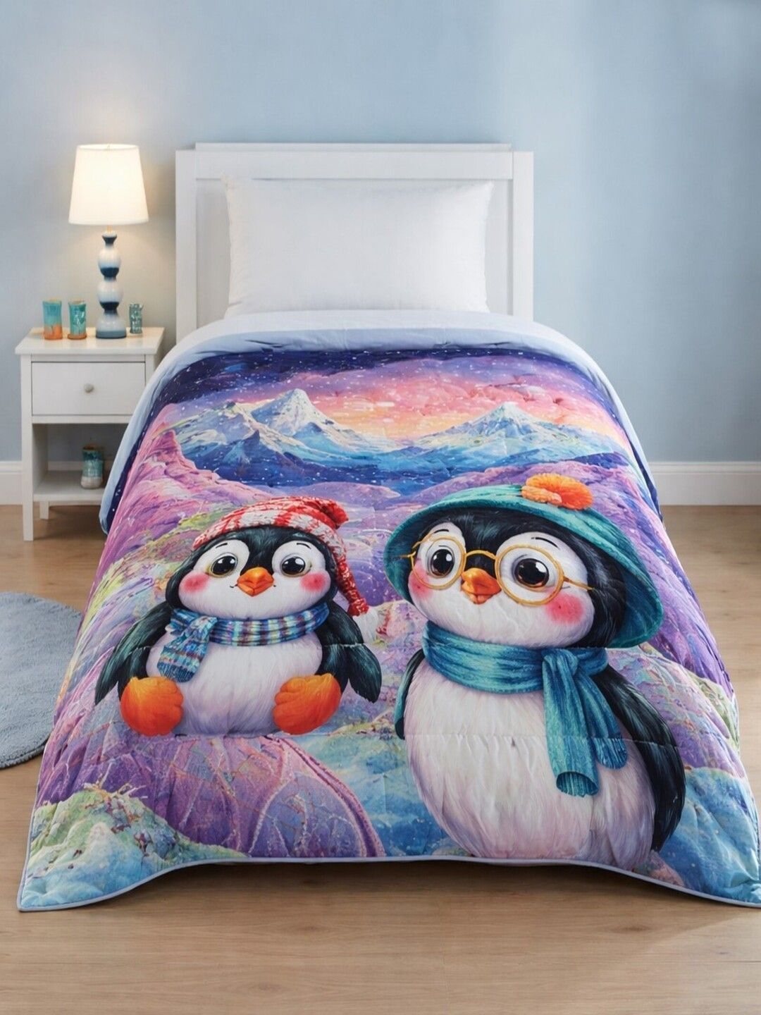 Threadwear Multicoloured & Multicoloured Cartoon Characters Heavy Winter 300 GSM Comforter