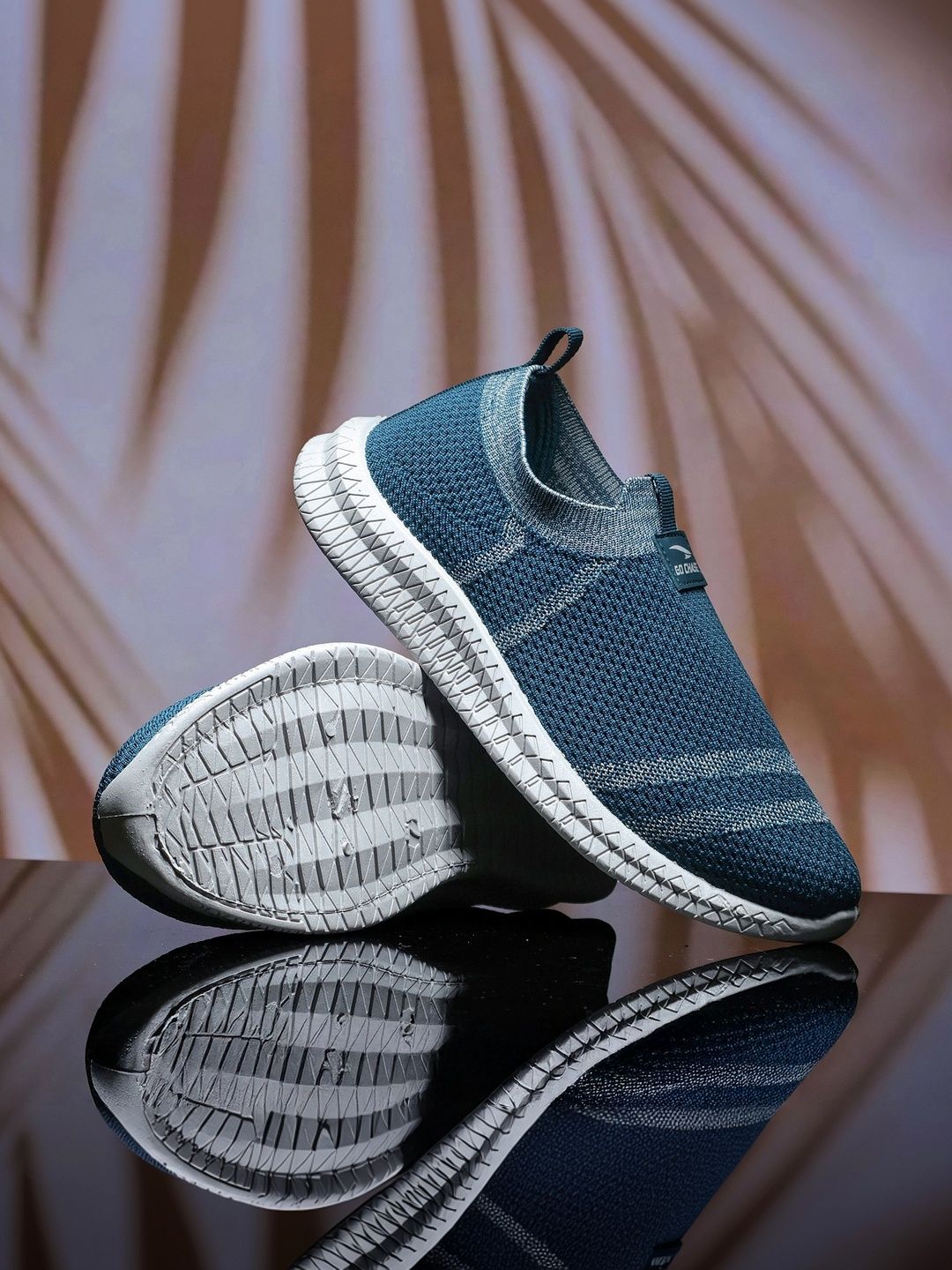 ASIAN Men Textured Slip-On Sneakers
